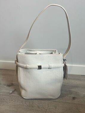 Margot New York cream Leather belter bucket purse